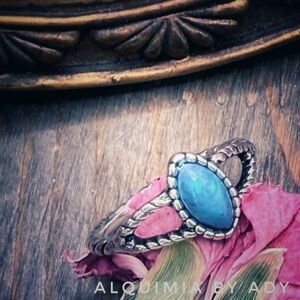 CHUNKY PINKY RING + Silver and Blue Gemstone Ring  Intricate Detailing turquoise